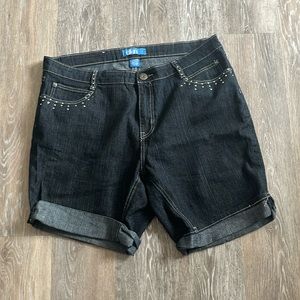 dkin- woman’s shorts